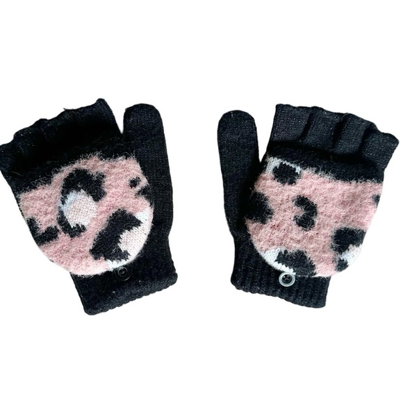 Children's Place Size 4-7 Small medium Girls Leopard Pop Top Gloves - Picture 1 of 4